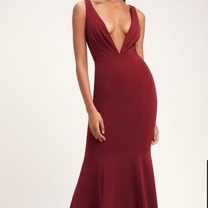 Lulu's sleeveless mermaid maxi dress